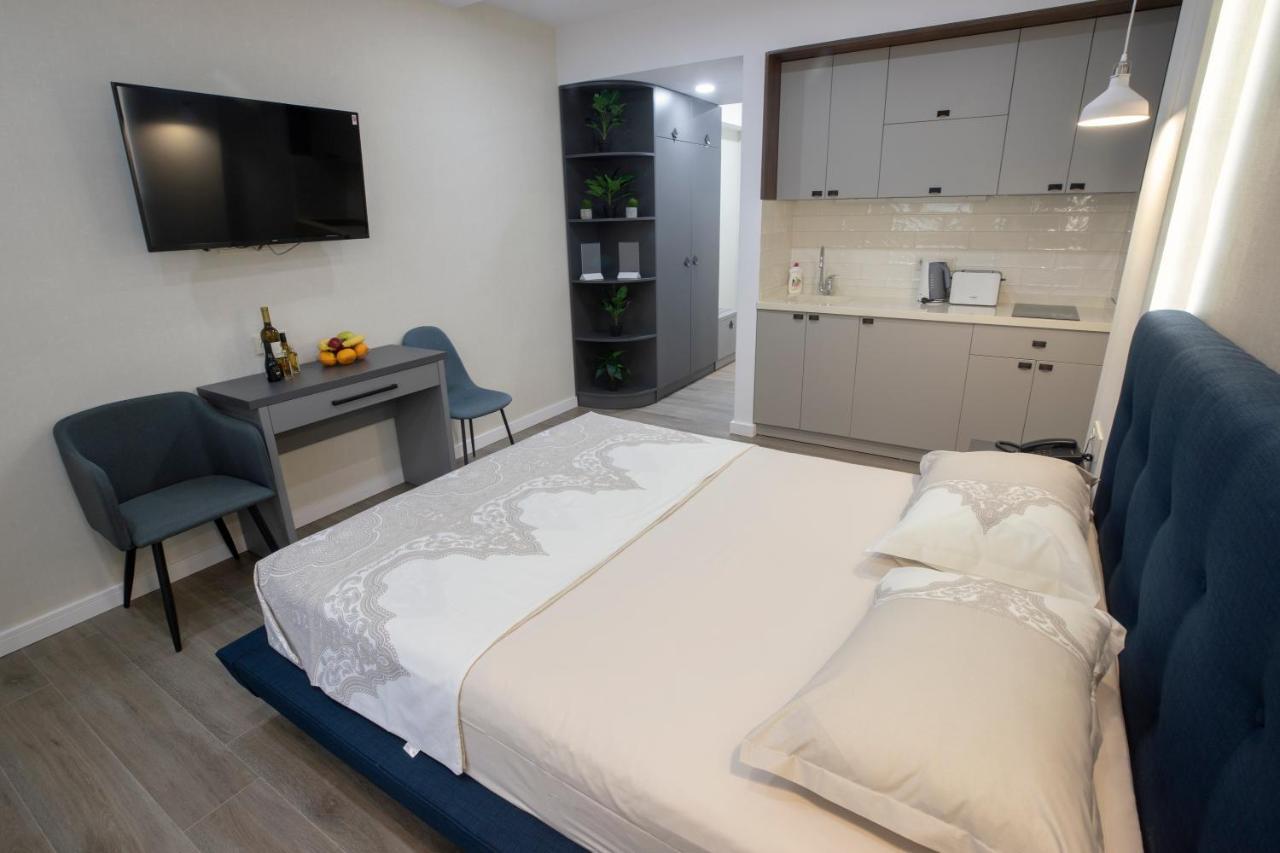 Gq Premium Apartments In Alliance Palace Batoumi Extérieur photo