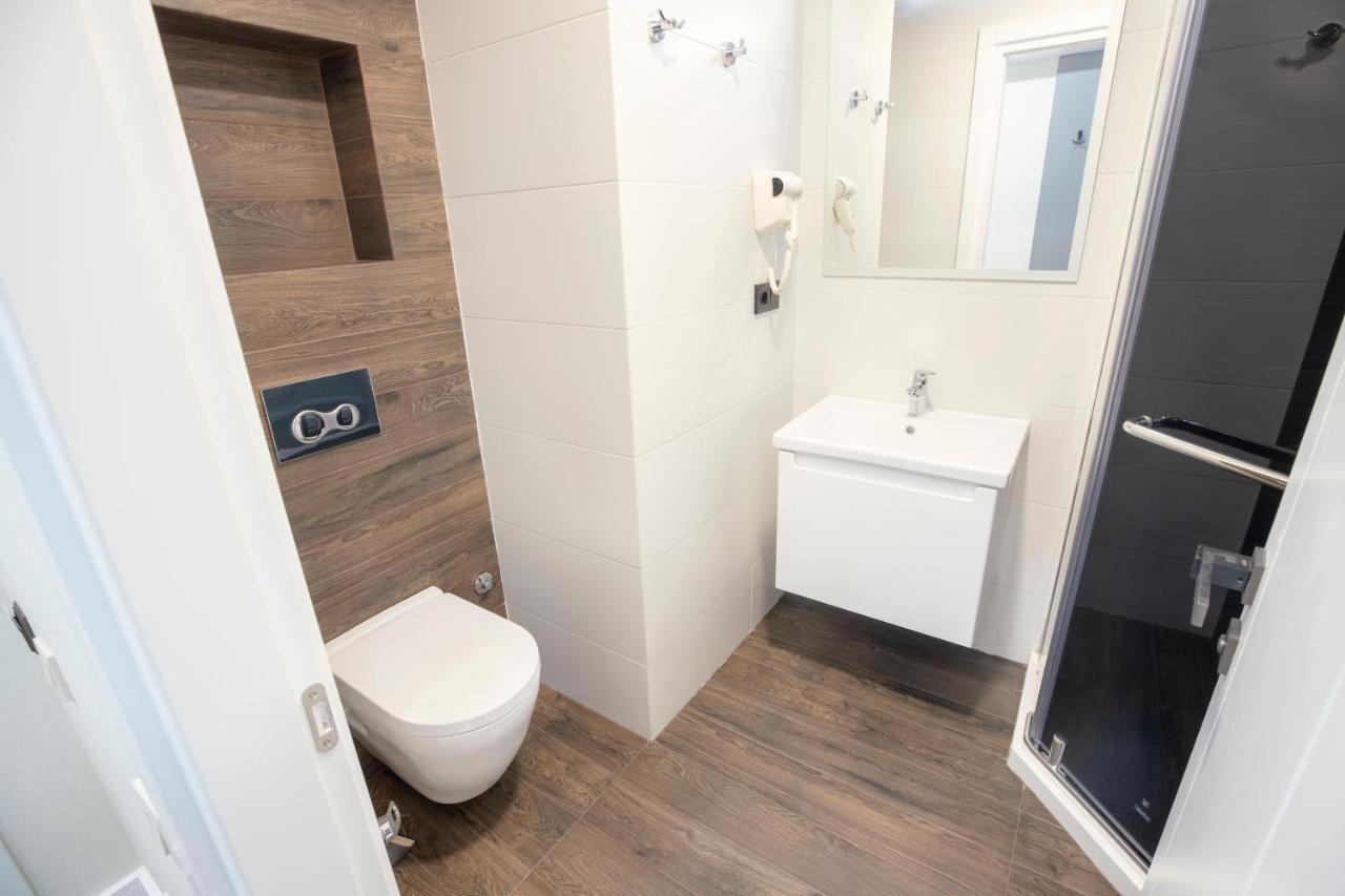 Gq Premium Apartments In Alliance Palace Batoumi Extérieur photo
